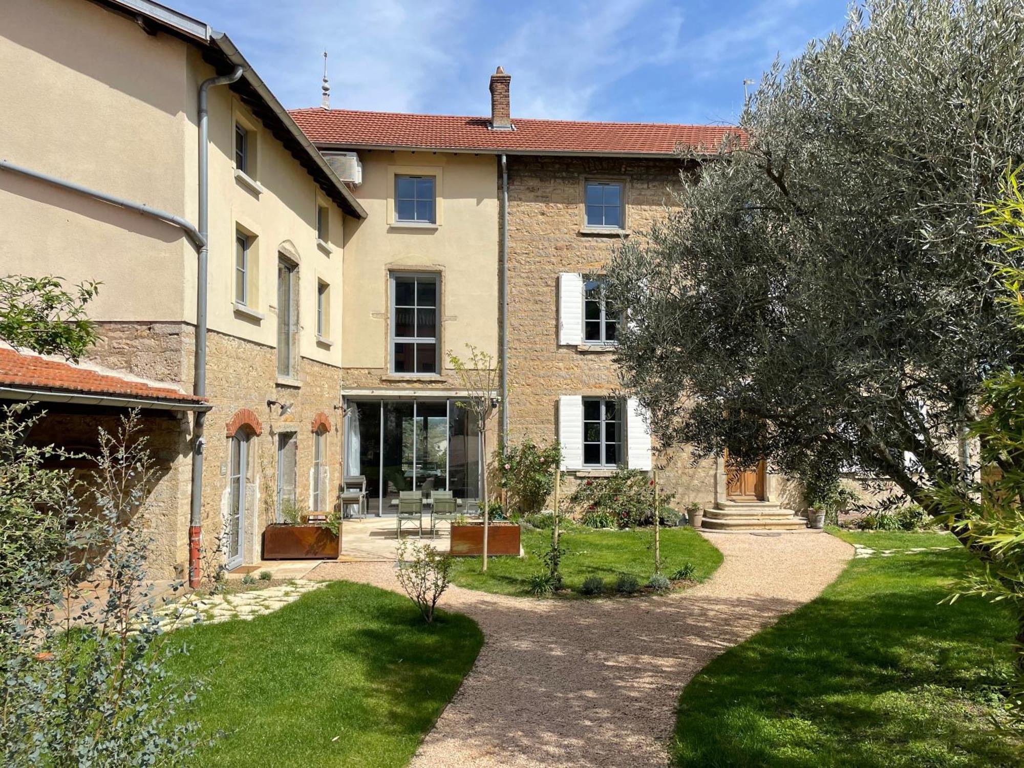 La Maison Des Monts D'Or Saint-Germain-au-Mont-dʼOr エクステリア 写真
