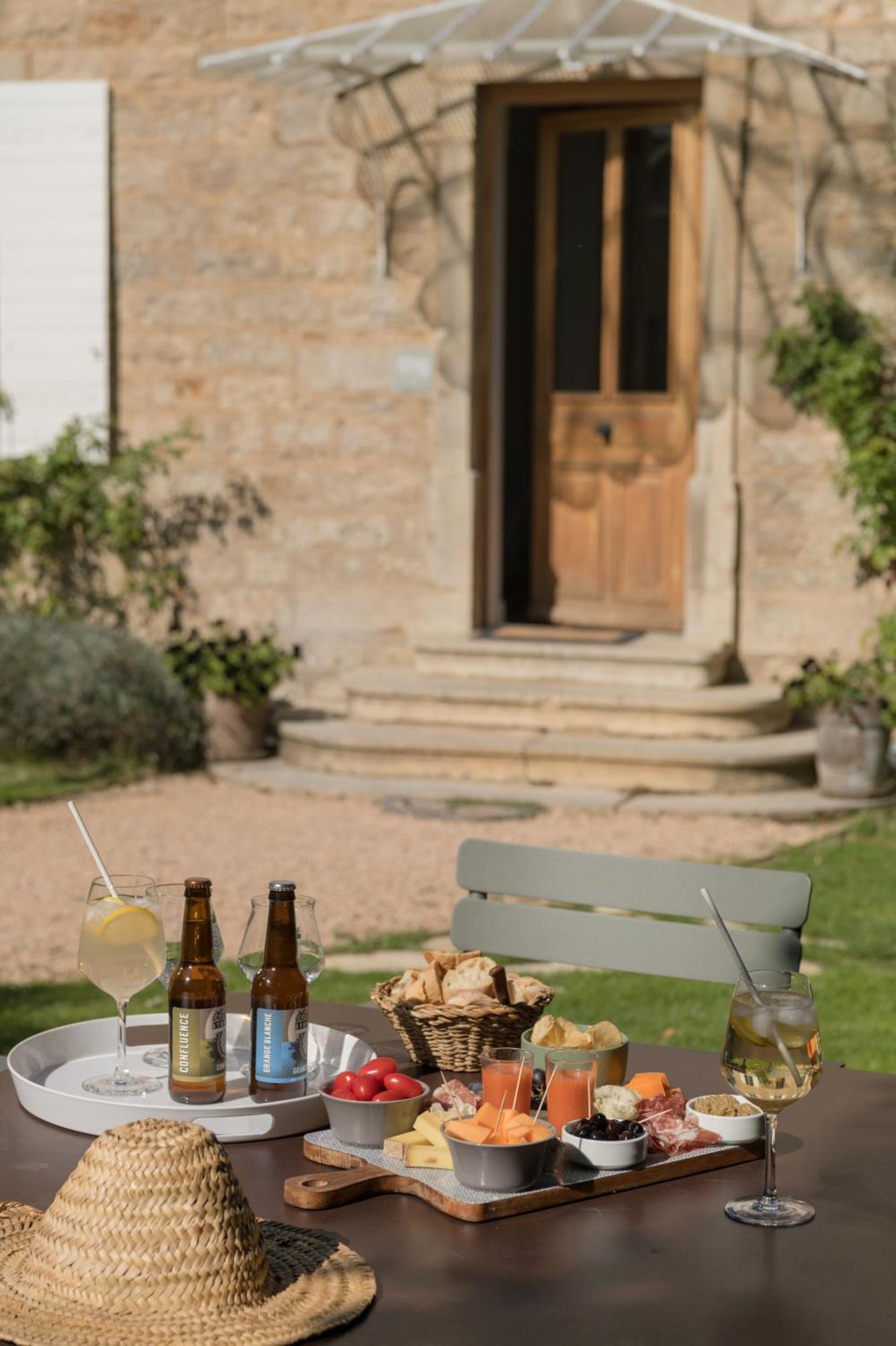 La Maison Des Monts D'Or Saint-Germain-au-Mont-dʼOr エクステリア 写真
